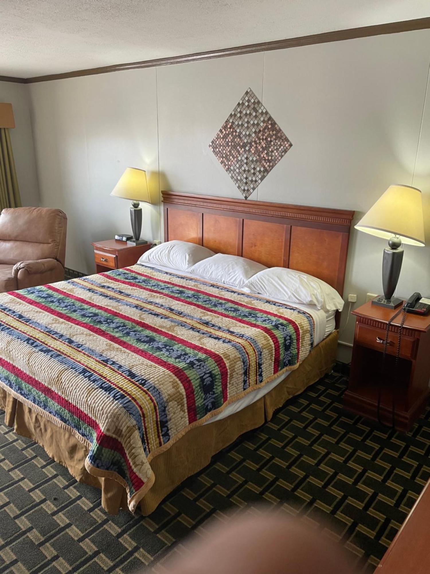 إيلك سيتي Bedford Inn المظهر الخارجي الصورة