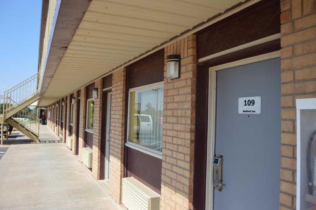 إيلك سيتي Bedford Inn المظهر الخارجي الصورة