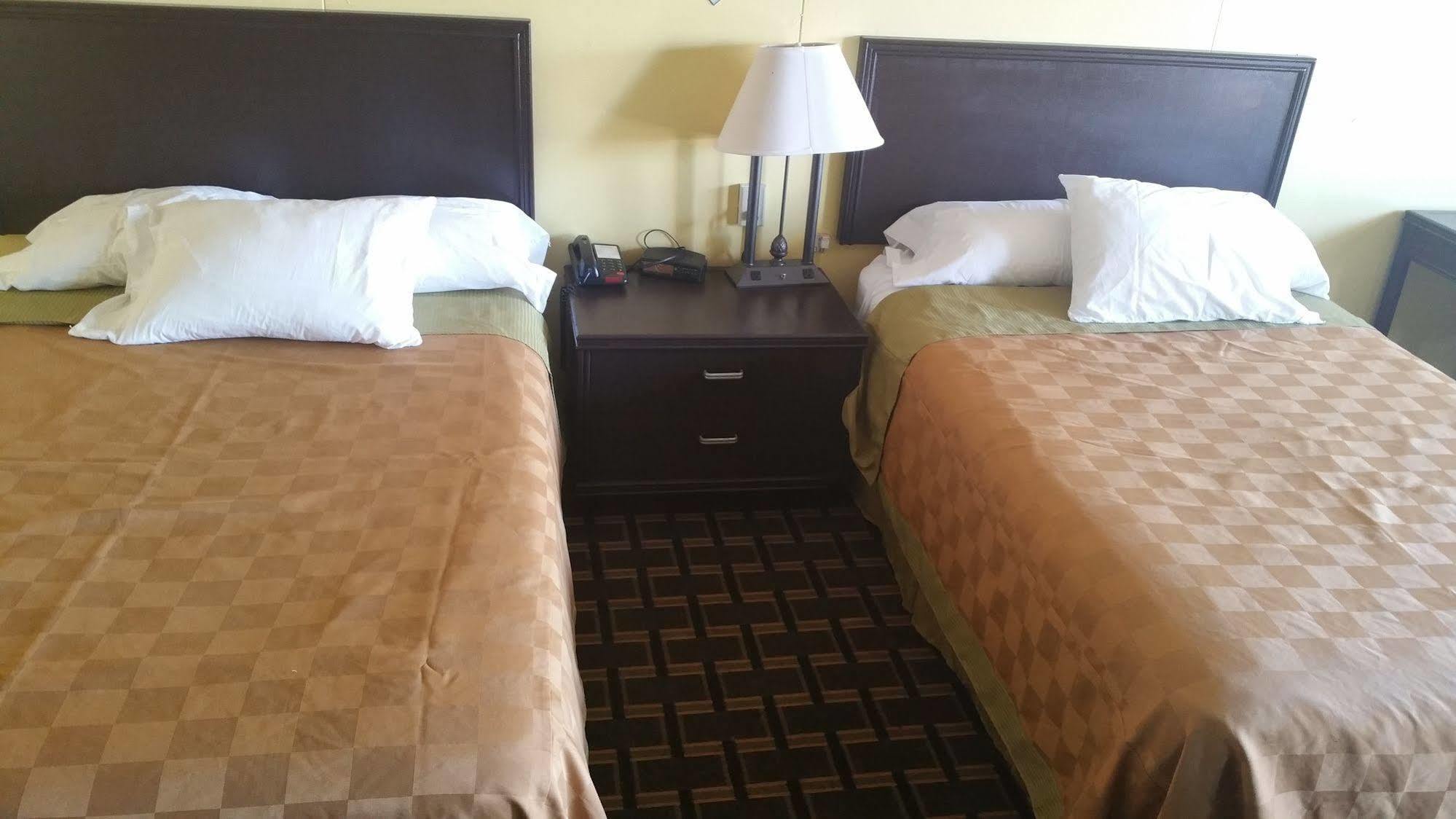إيلك سيتي Bedford Inn المظهر الخارجي الصورة